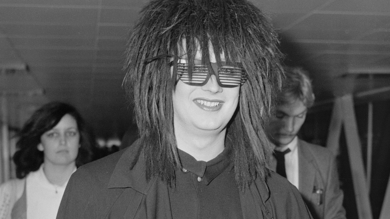 Illustration for article titled 19 Pairs of Batshit-Crazy Sunglasses from the 1980s